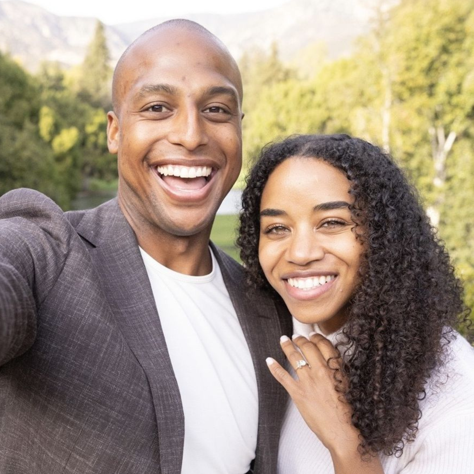 A Custom Engagement Ring Love Story: Will & Elise