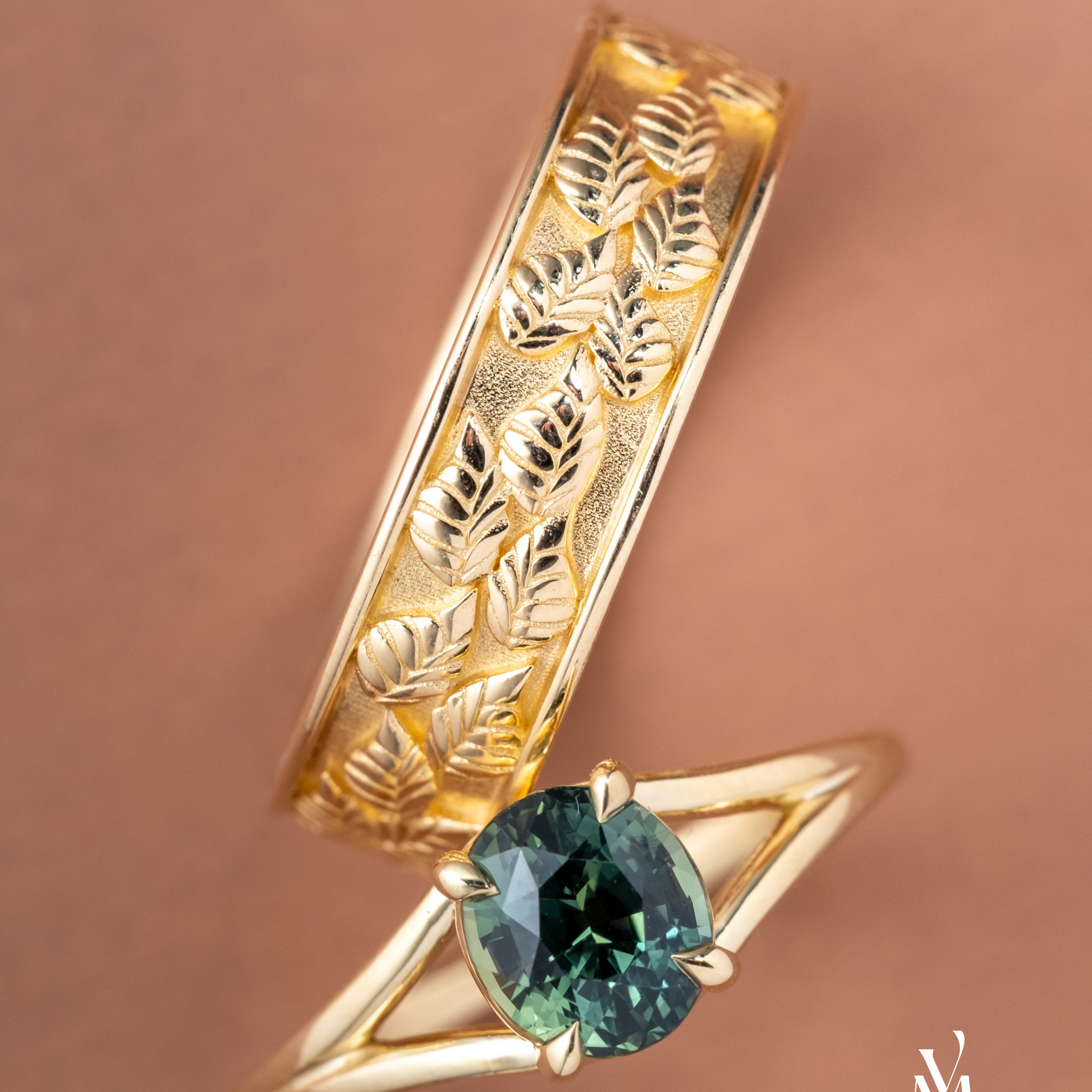 What to Know Before Getting a Sapphire Engagement Ring