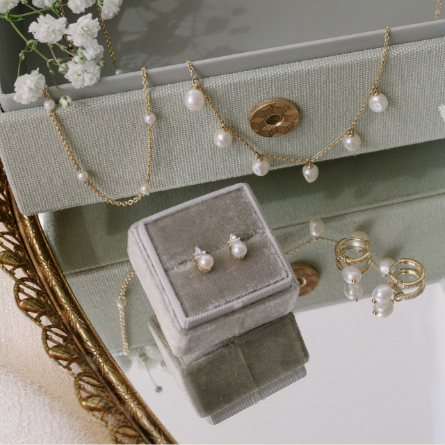 Bridal Jewelry & Gifts