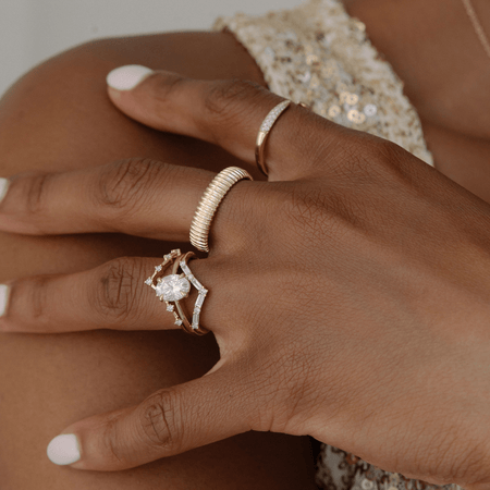 Eva Oval Moissanite Engagement Ring (Size 6.5)