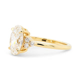 2.01ct Bella Oval Lab Grown Diamond Engagement Ring